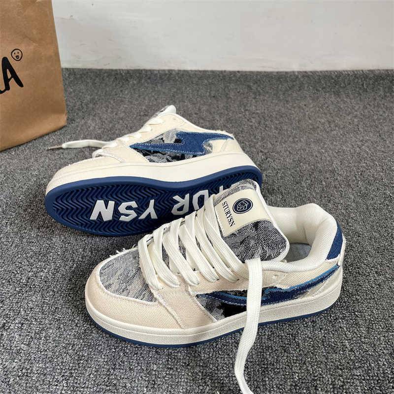 Viral Sturysn Sneaker